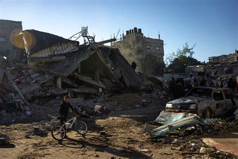 Communications blackout and spiraling hunger compound misery in Gaza Strip as war enters 11th week